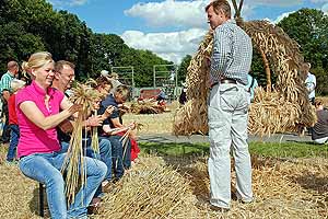 Getreide-Ernte am 26. Juli 2015 - Vorführung des Mitmach-Museums  - Foto 067