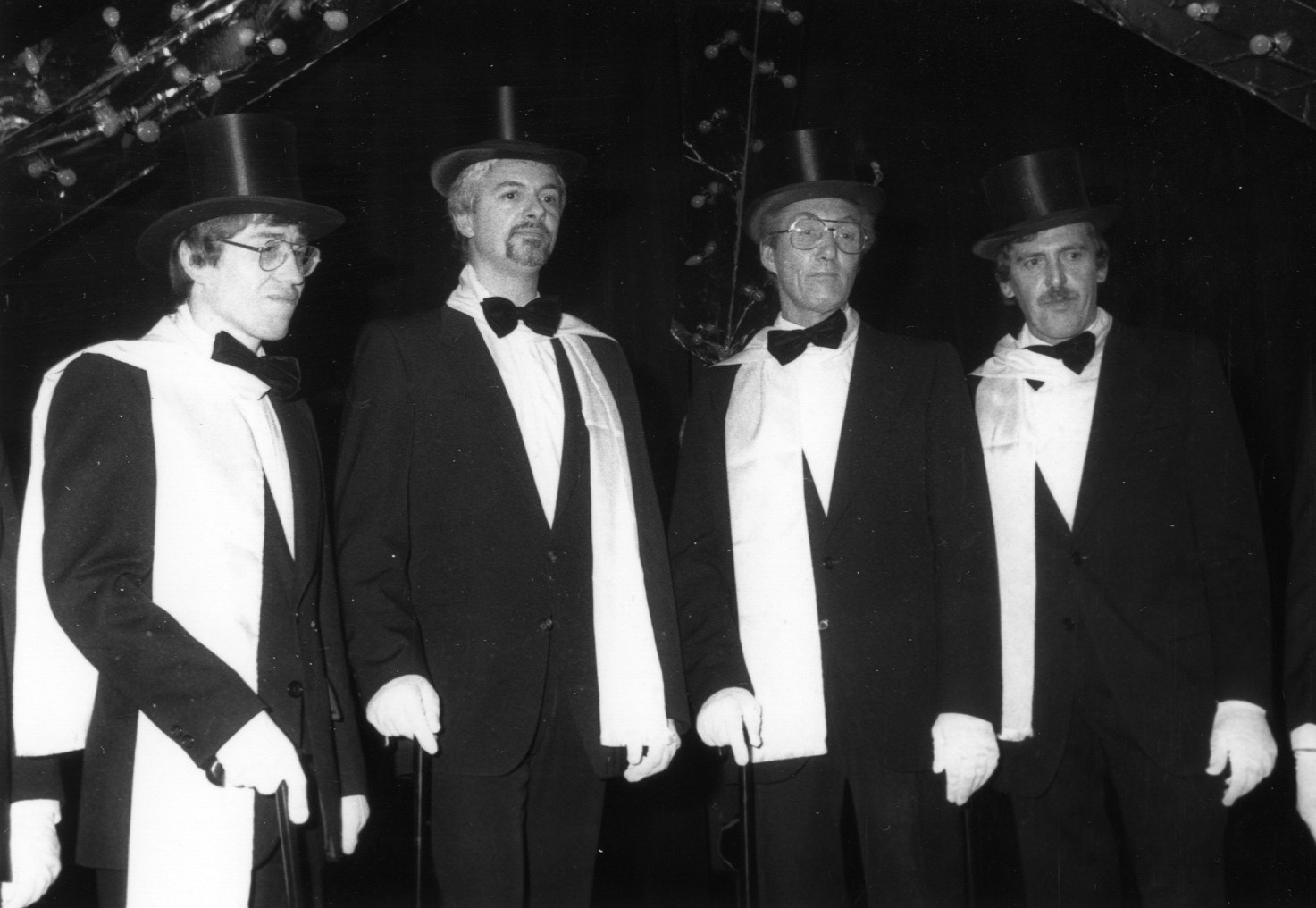 Die Twiärs-Sänger des MGV: Bernhard Hütig, Raimund Wiedau, Walter Lobeck, Heinz Horstmann   am 27.10.1984 