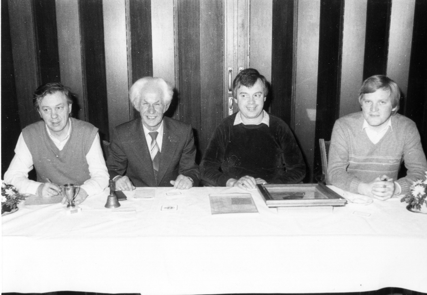 Generalversammlung beim Taubenverein   am 9.3.1985 